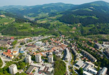 RAVNE NA KOROSKEM - naslovna